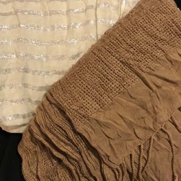 Scarf bundle - Picture 6 of 6